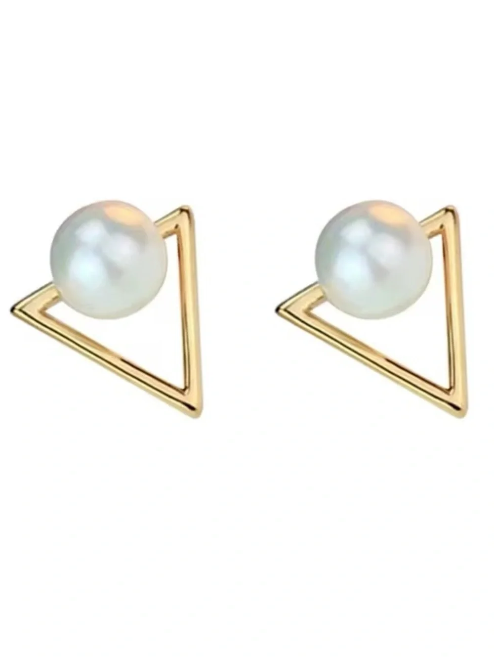 *** Danity Gold Triangle Pearl Stud Earrings